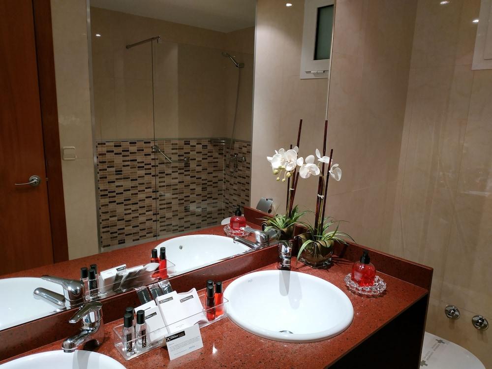 Hotel Rh Sorolla Centro Valence Extérieur photo